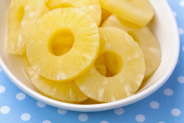 1523345041 pineapple rings 184856374 58ae059e5f9b58a3c915a623