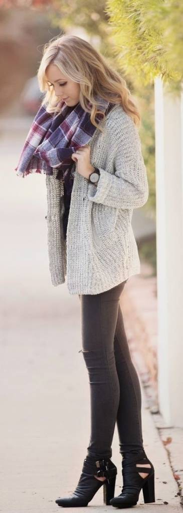 1448452641 street style plaid scarf knit 365x1024