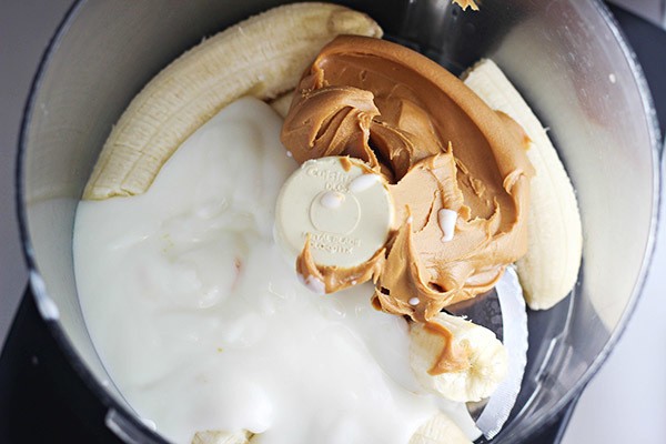 1523799123 peanut butter and banana yogurt pops ingredients in food processor 1