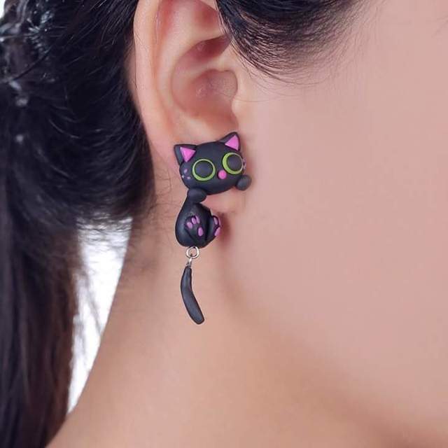 1524024007 distinctive kitty shaped black earring