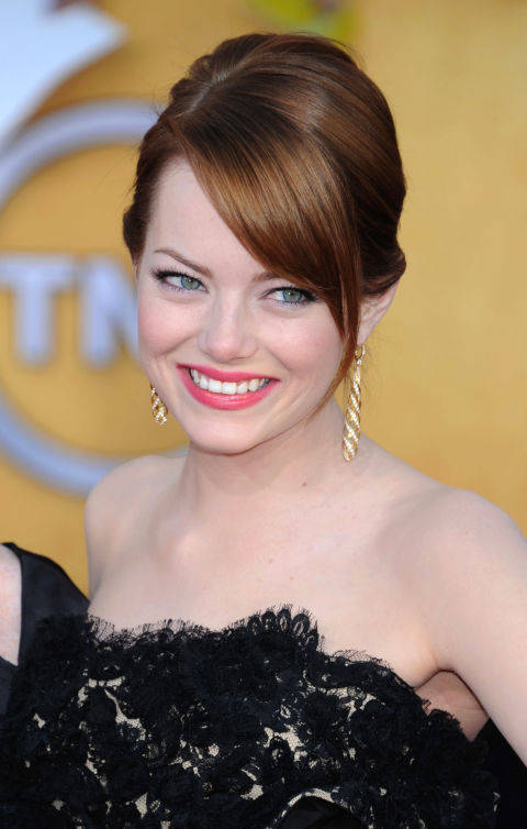 1448613869 aubunr hair emma stone