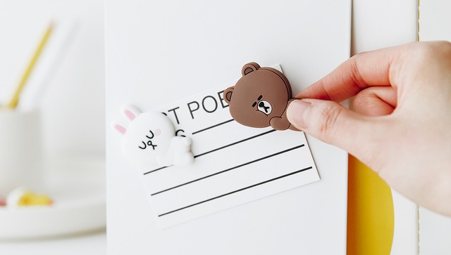 1525084733 pc banner magnet9