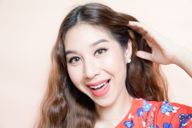 รีวิว คอนแทคเลนส์, คอนแทคเลนส์ Kitty Kawaii, ราคา คอนแทคเลนส์, คอนแทคเลนส์ ลายใหม่ ล่าสุด, คอนแทคเลนส์ สี, คอนแทคเลนส์ แฟชั่น
