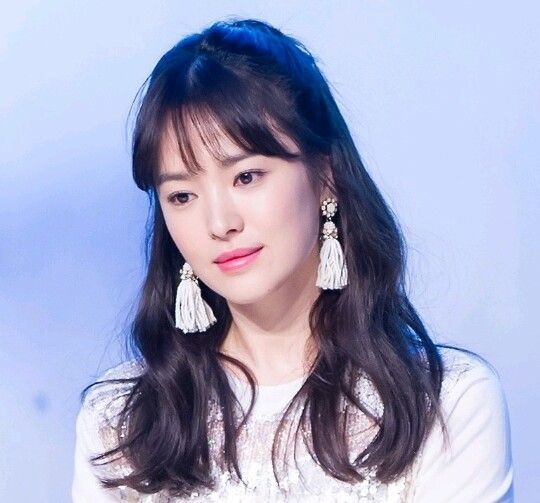 1525233301 song hye kyo hairstyle descendants of the sun perspective 3
