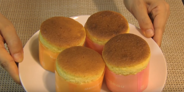 1449025614 sistacafe food doraemon cupcake 17