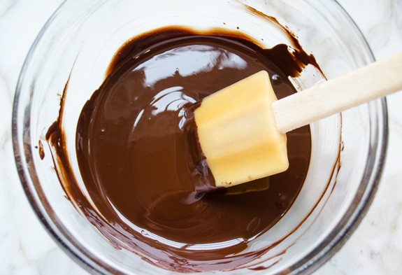 1525447541 melted unsweetened chocolate