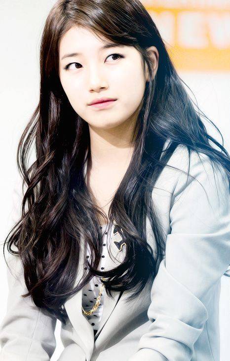 1449215321 loose waves on black hair11