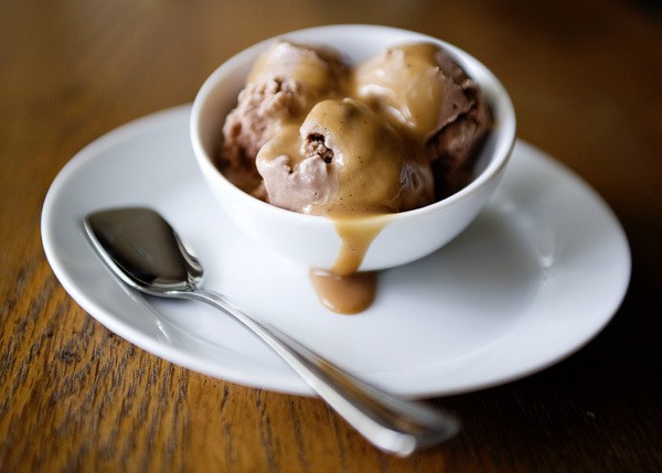 1526814694 sea salt caramel10