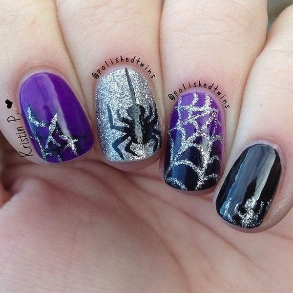 1528629792 32 halloween nail art design