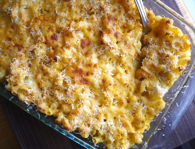 1528780974 cauliflower macaroni cheese