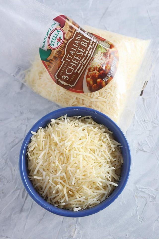 1529404162 savory pizza flavored muffins 7 768x1152