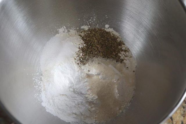 1529404598 savory pizza flavored muffins 10 768x512