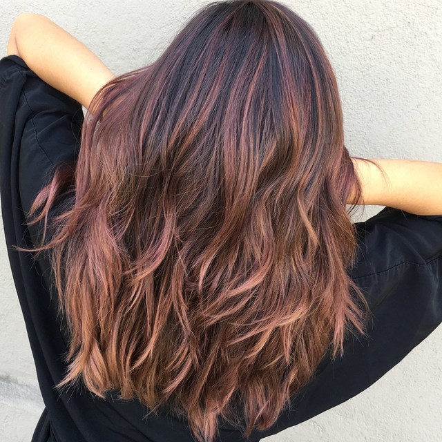 1530591928 6 dark brown hair with rose gold balayage