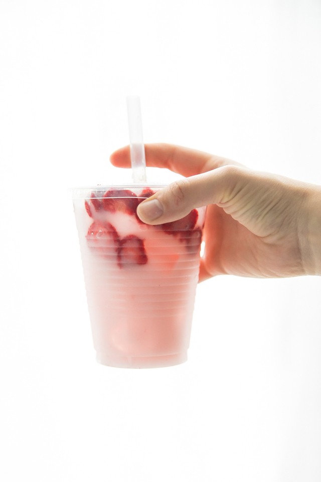 1531037617 healthy pink drink strawberry refresher whole30 4 2