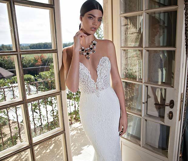 1531362791 plunging strapless lace wedding dress