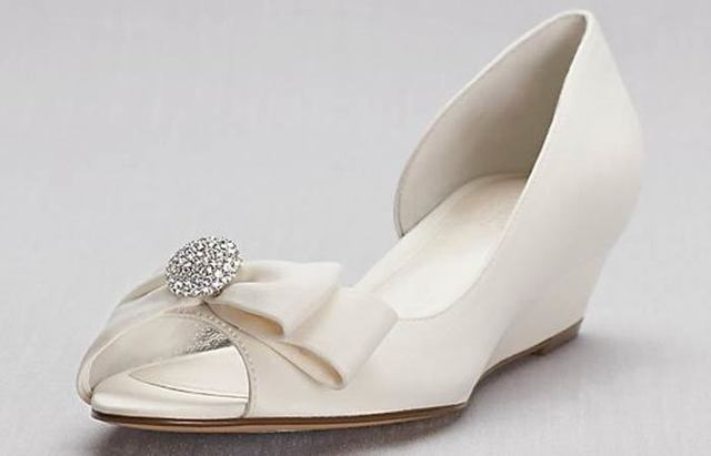 1531893245 5. white wedding wedges