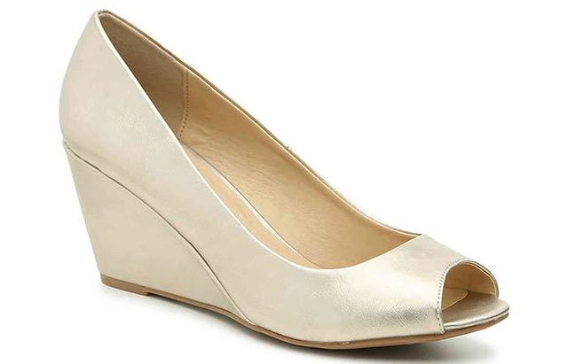 1531893313 7. off white wedges