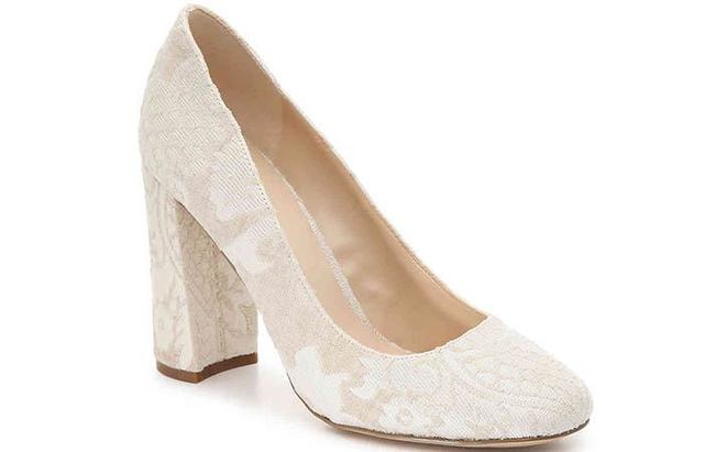 1531893437 10. off white block heels