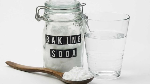 1533476128 baking soda water and wooden spoon 1296x728