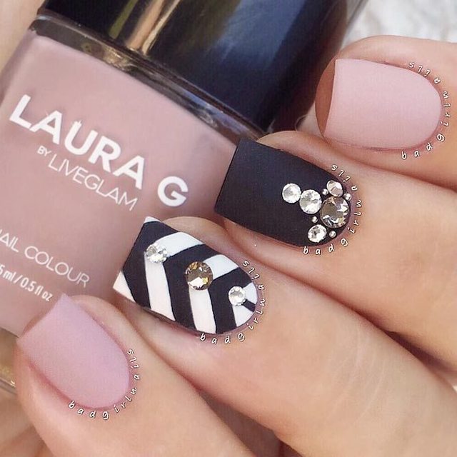 1534050664 1517260256 816 21 outstanding classy nails ideas for your ravishing look