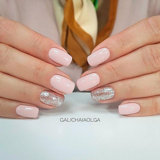 1534056114 1521865622 830 the best business casual nails to complete your work look