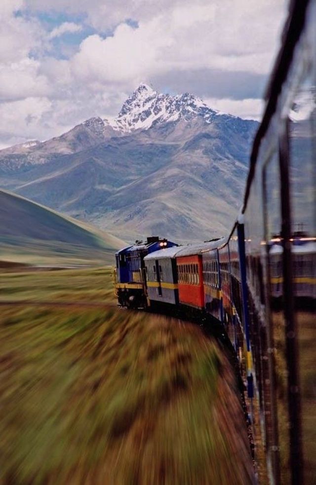 1534514745 ae97a98bc69758813825cda5238bc970 train travel south america