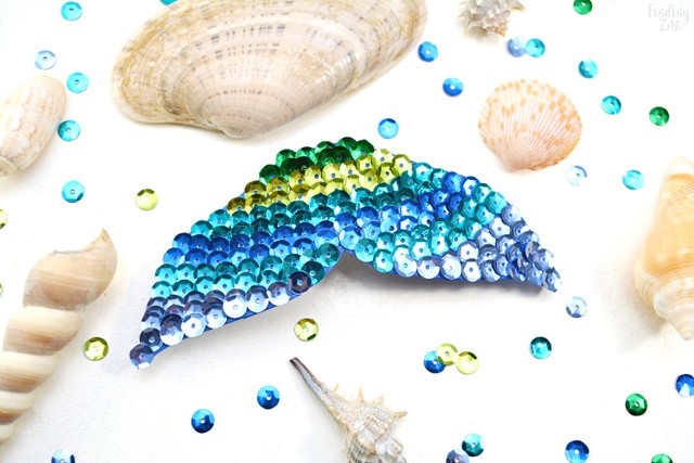 1534919703 mermaid fins with mermaid scales
