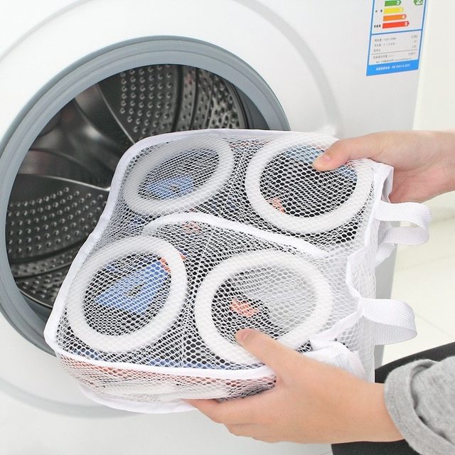 1535375677 new arrival hanging dry shoe washing bag cloth laundry mesh net sneaker storage polyester
