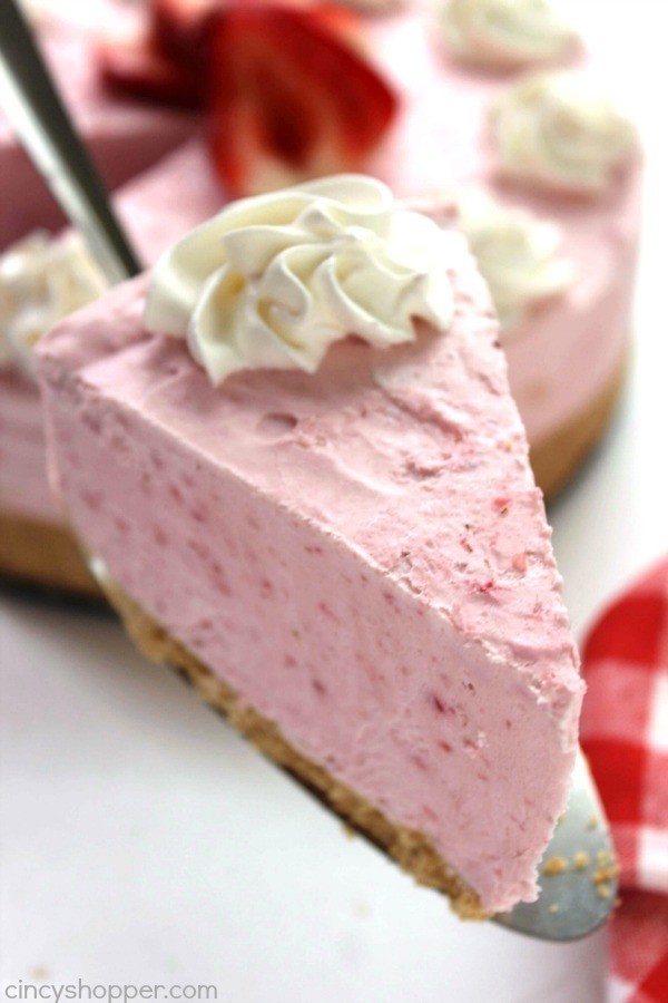 1535388861 no bake strawberry cheesecake 2