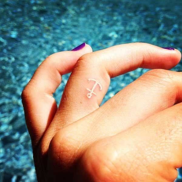 1451790662 anchor tattoo on finger