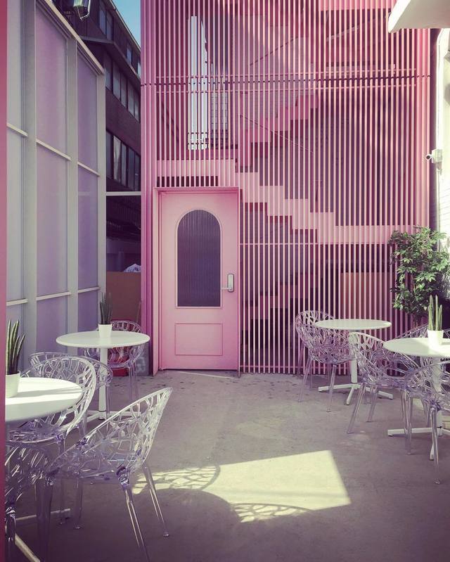 view-source:https://www.instagram.com/p/BhdpHovFGKi/?taken-by=orbit_cafe_guesthouse
