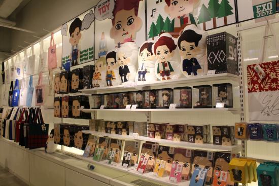 ร้านขายของ kpop ที่เกาหลี , ร้านขายของศิลปินเกาหลี ที่เกาหลี , ร้านขายอัลบั้มเกาหลี ที่เกาหลี , ร้านขายของติ่ง ที่เกาหลี