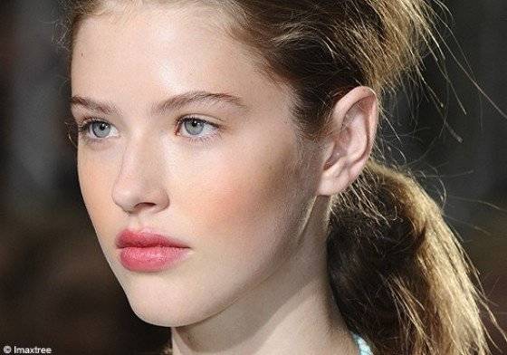 1452151697 makeup 8