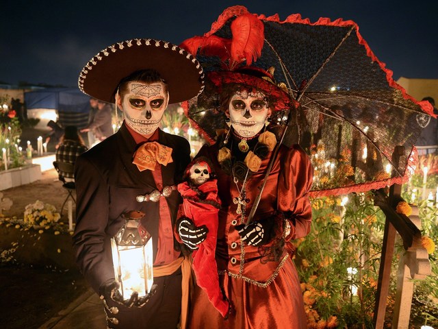1540840360 halloween world day of the dead mexico cr getty