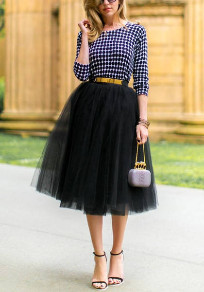 1452488837 full front view of model in black a line tulle skirt grande
