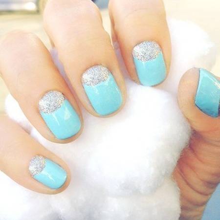 1452794670 blue bridal nail art 1