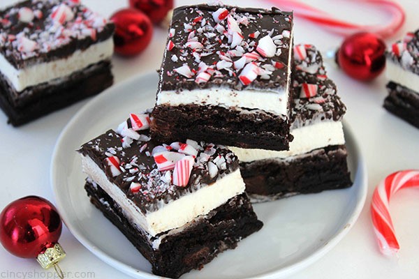 1543649505 peppermint brownies 12