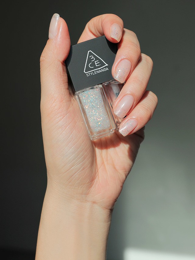1545536052 181214 nailbouble 13