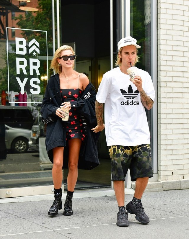 Couple Style Alert ส องแฟช นค ร กส ดฮอต Justin Bieber และ Hailey Baldwin