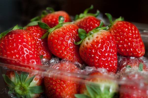 1454302931 strawberries 600x399
