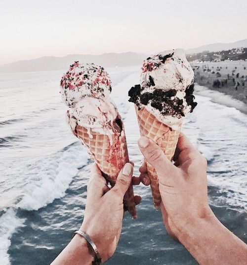 ice cream double scoop