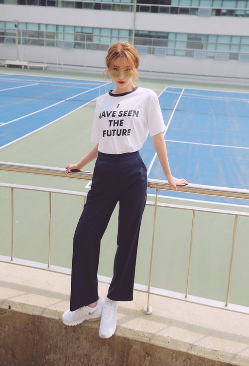 ใส่สีเสื้อตามวันที่ถูกโฉลก