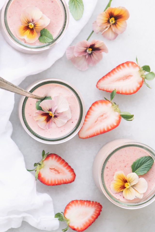 1556080133 strawberries and cream pots 8502028 february 28 2019