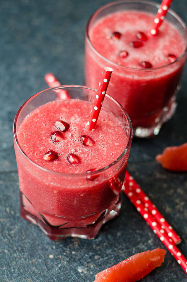 1559092878 healthy red velvet smoothie 2