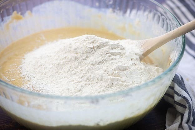 1559627283 buttermilk pound cake ingredients