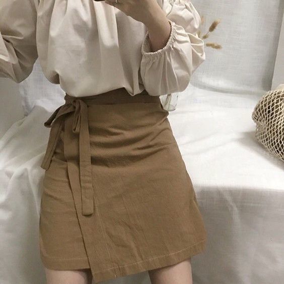 เสื้อสไตล์สายหวาน เพิ่มความละมุนให้กับลุคของสาว ๆ