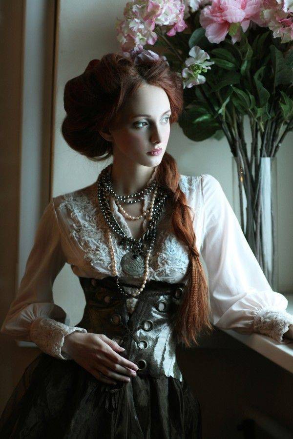 1455638651 victorian steampunk wedding hairstyles