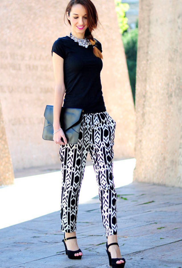 1455772144 printed pants