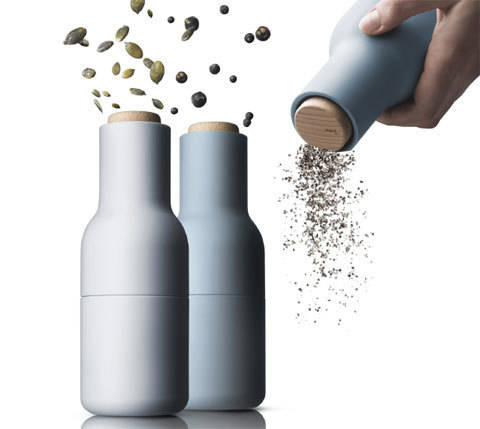 1455804438 salt pepper grinder bottle 3