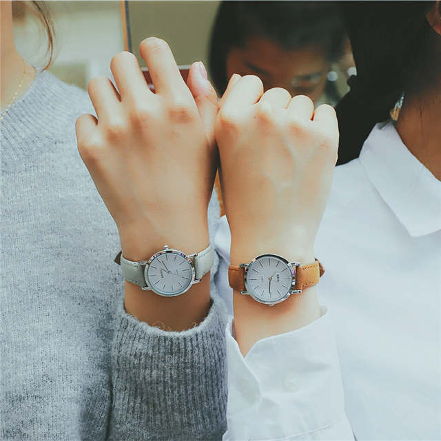 นาฬิกาข้อมือแฟชั่น